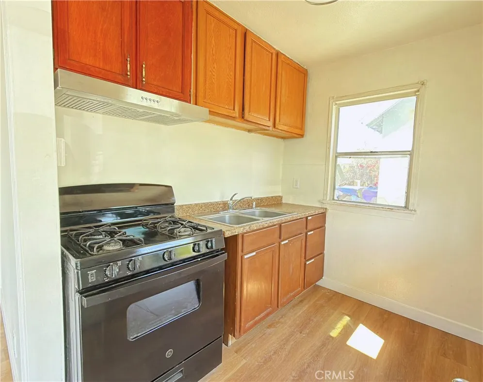 359 Drake Upland, CA 91786