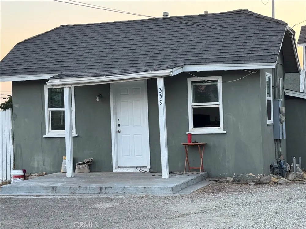 359 Drake Upland, CA 91786