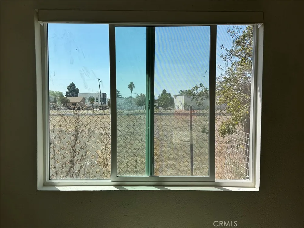 359 Drake Upland, CA 91786