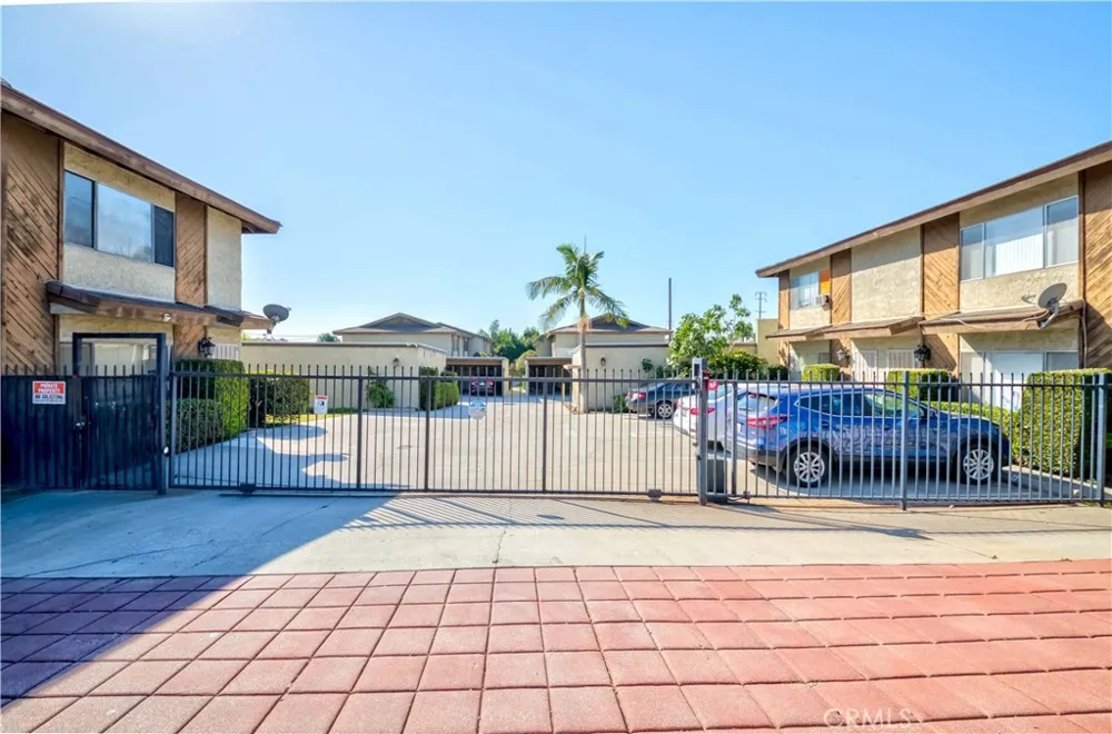 918 Huntington Dr #O Duarte, CA 91010