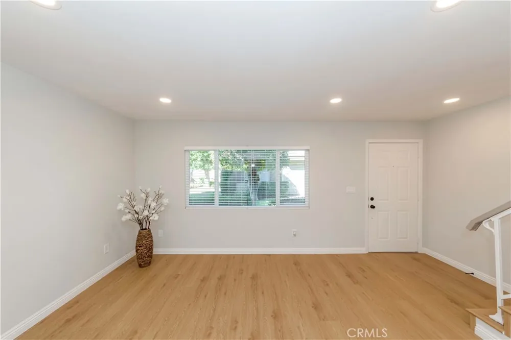 918 Huntington Dr #O Duarte, CA 91010