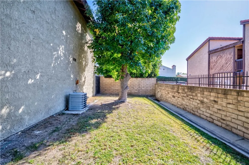 918 Huntington Dr #O Duarte, CA 91010