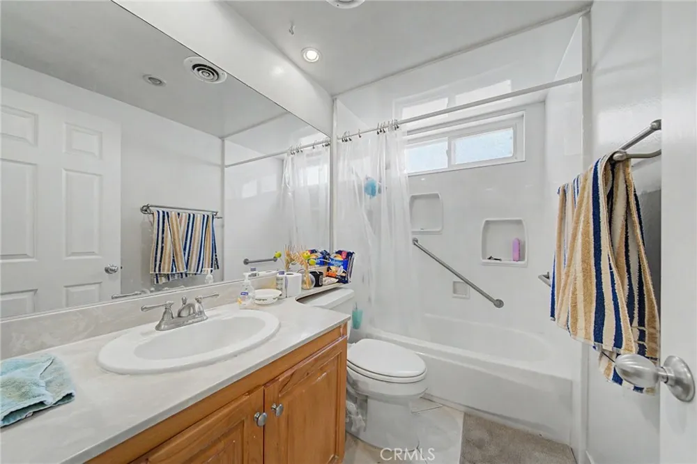 9364 Fleetwood Street Cypress, CA 90630