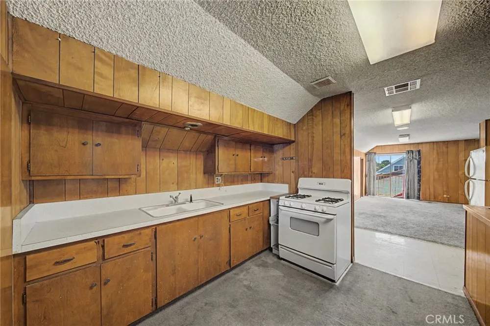 9364 Fleetwood Street Cypress, CA 90630