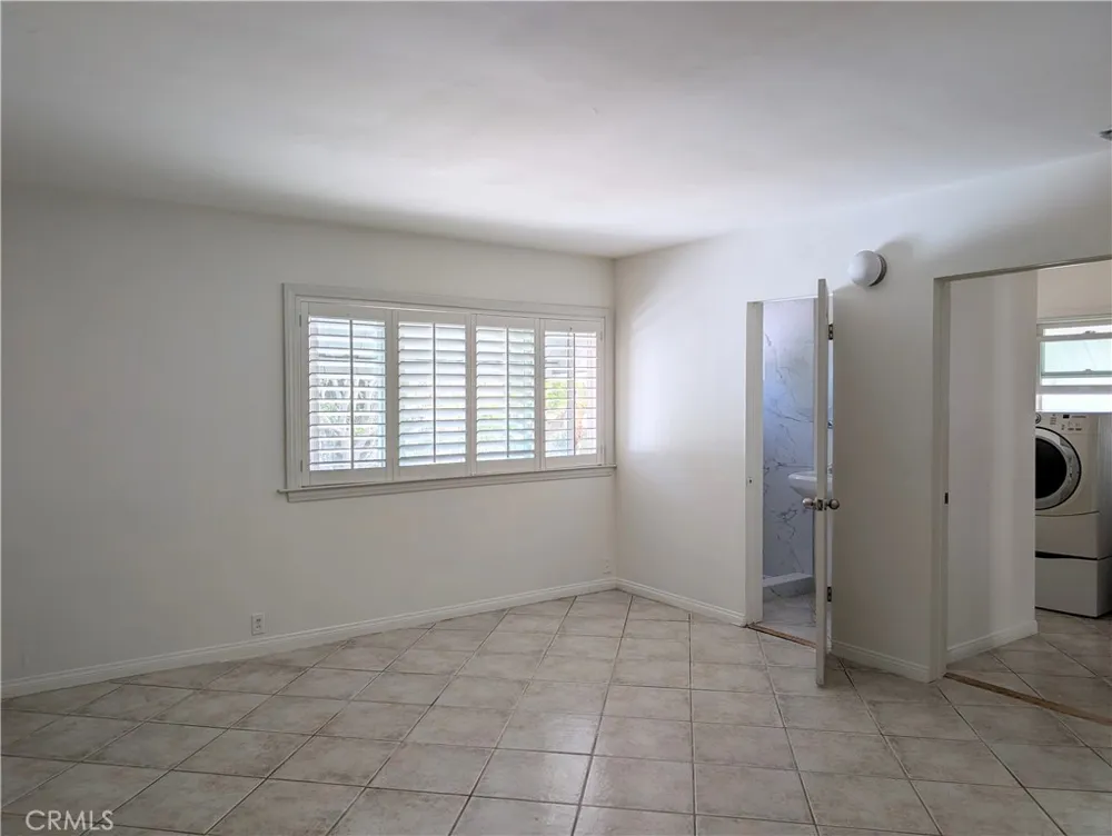 430 De La Fuente Monterey Park, CA 91754