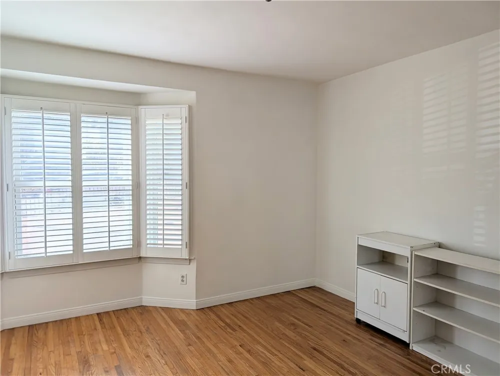 430 De La Fuente Monterey Park, CA 91754
