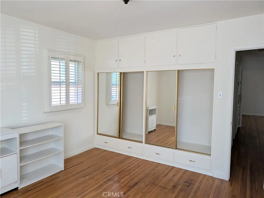 430 De La Fuente Monterey Park, CA 91754