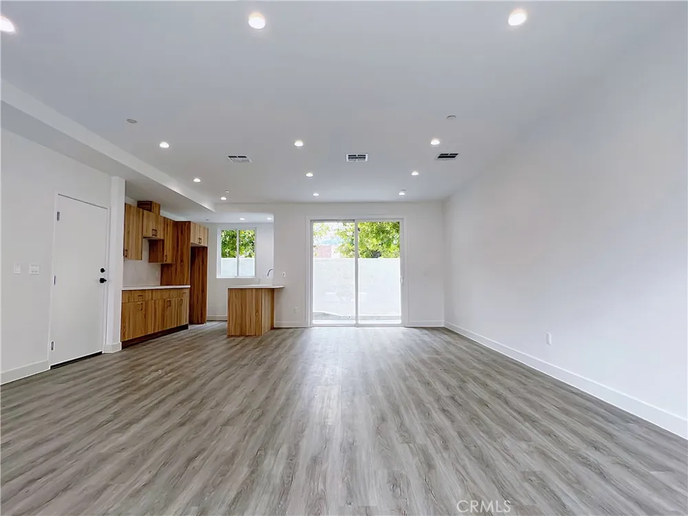 95 HARKNESS AVENUE Pasadena, CA 91106