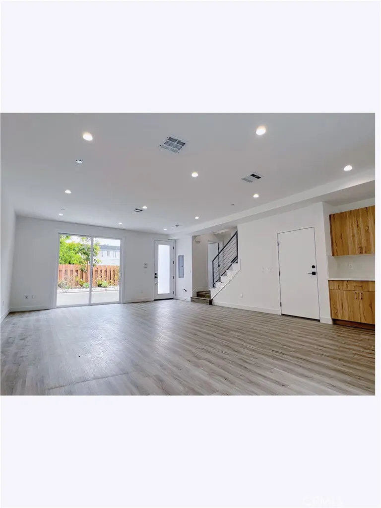 95 HARKNESS AVENUE Pasadena, CA 91106