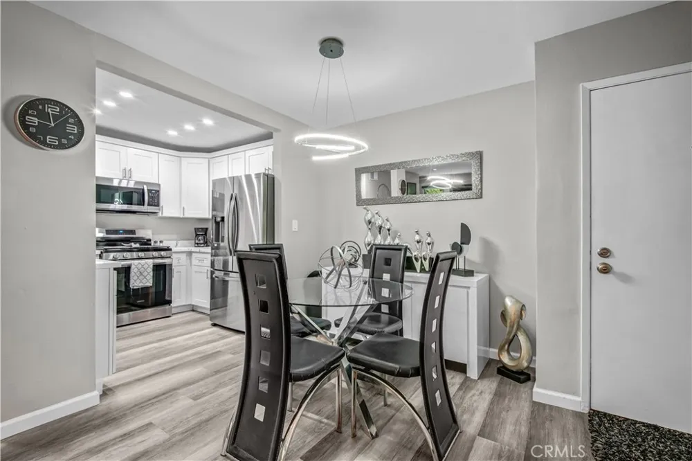 950 Kings Road #103 West Hollywood, CA 90069
