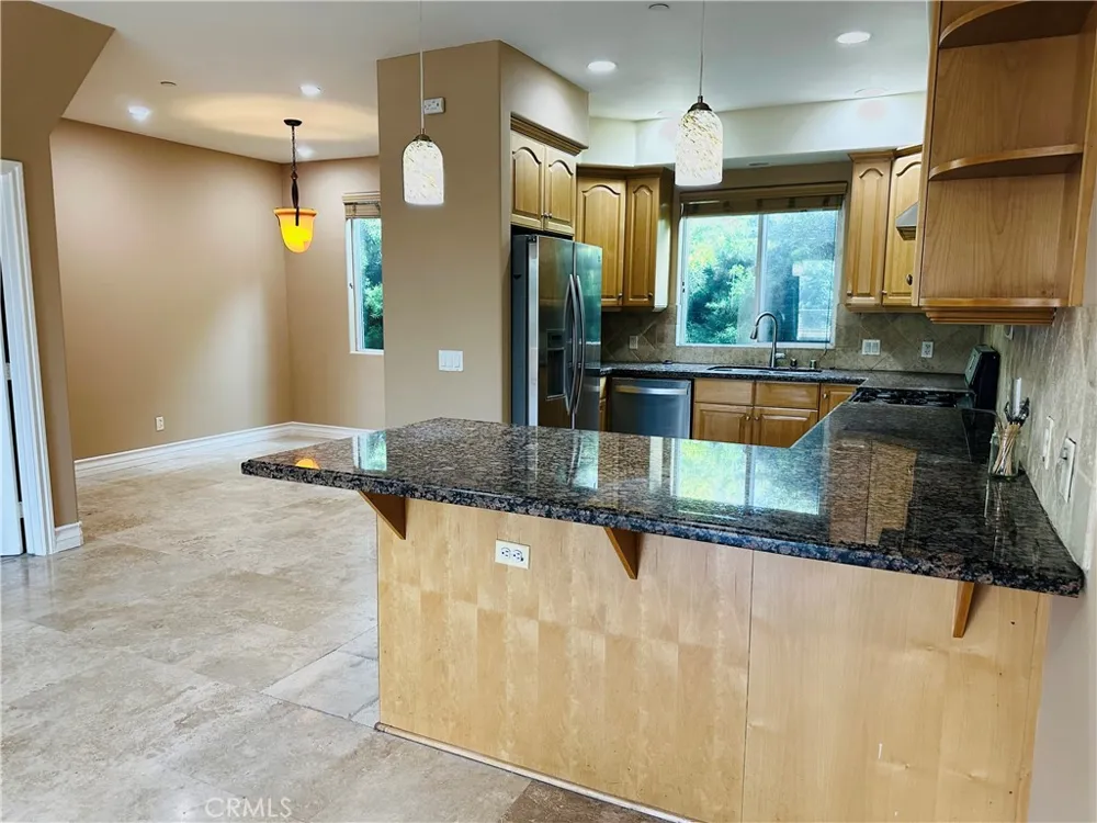 5555 Carpenter #4 Valley Village, CA 91607