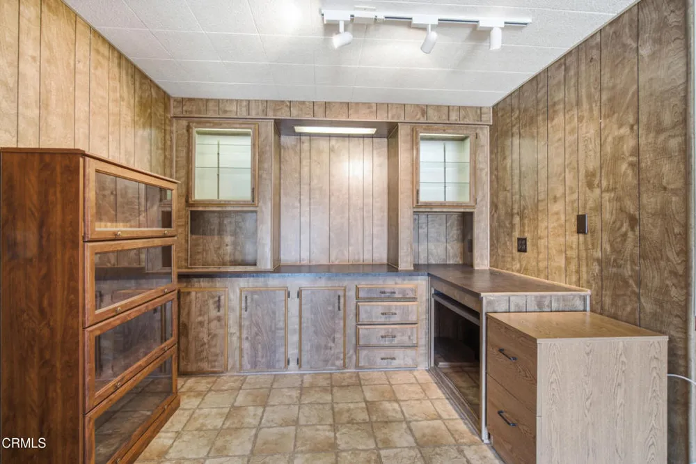 975 W Telegraph Road #26 Santa Paula, CA 93060