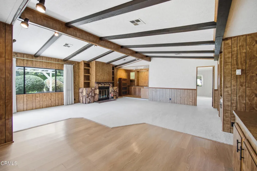 975 W Telegraph Road #26 Santa Paula, CA 93060
