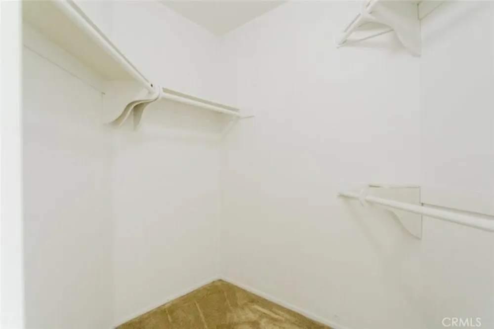 750 S Spaulding Avenue #215 Los Angeles, CA 90036
