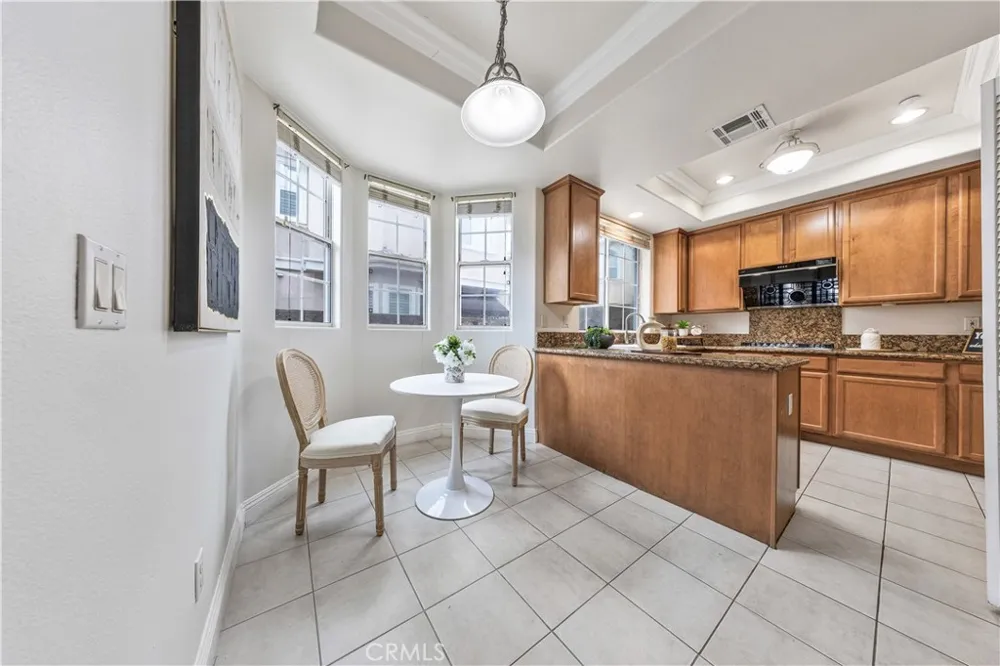 454 W Duarte #D Arcadia, CA 91007