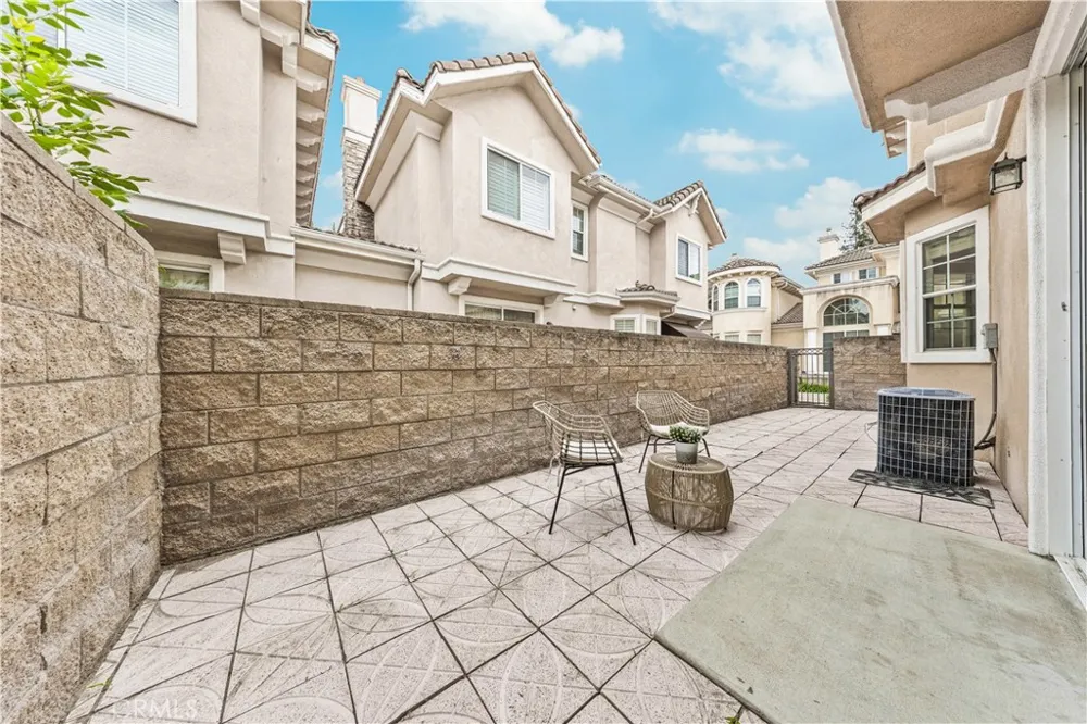 454 W Duarte #D Arcadia, CA 91007