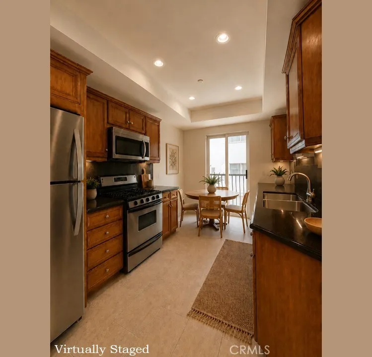 320 S Willaman Drive #302 Los Angeles, CA 90048