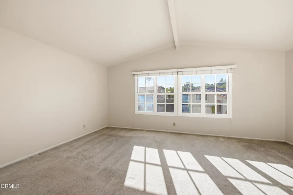 408 Blackhawk Drive Thousand Oaks, CA 91320