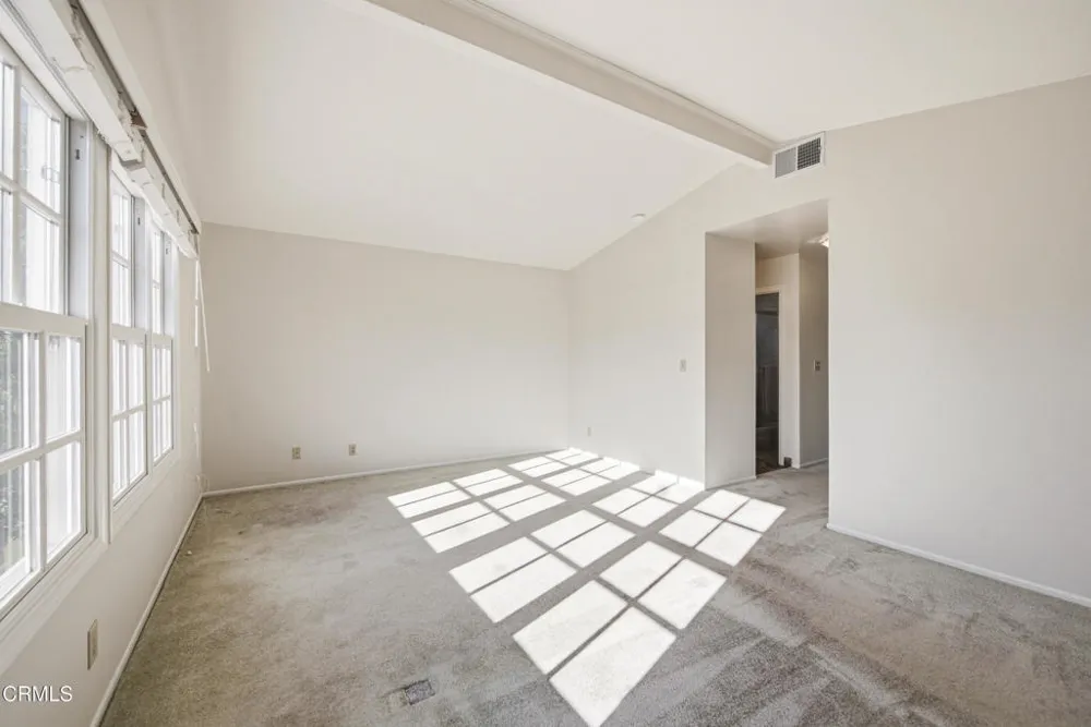 408 Blackhawk Drive Thousand Oaks, CA 91320