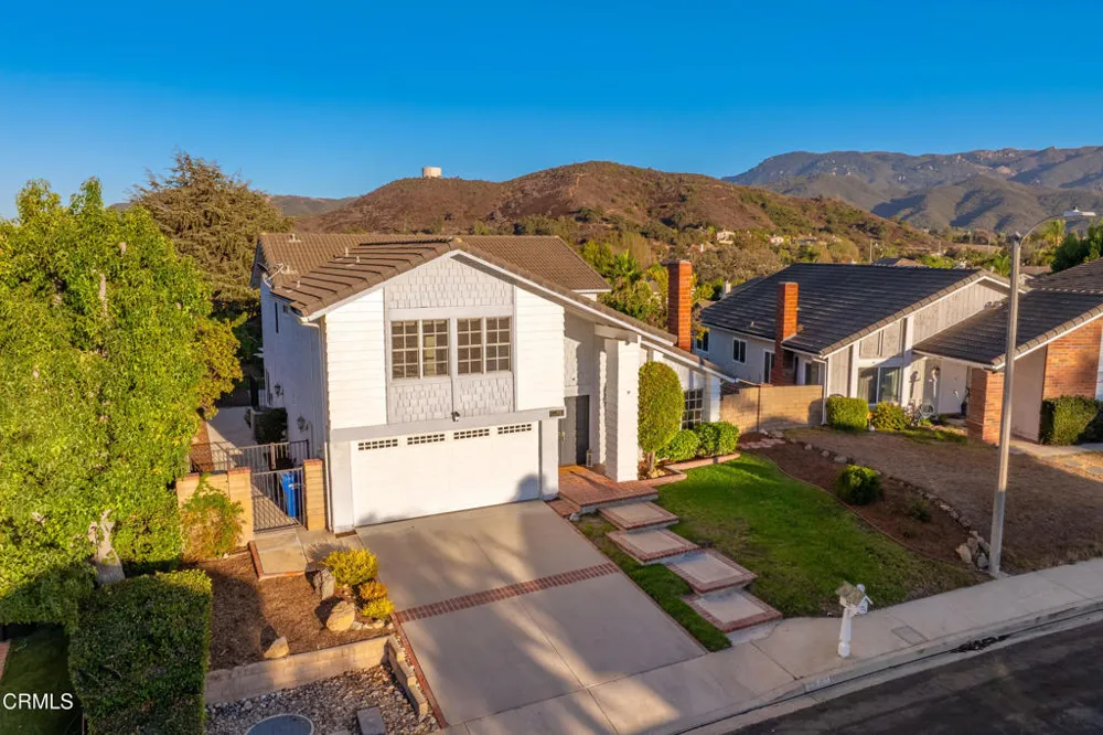 408 Blackhawk Drive Thousand Oaks, CA 91320