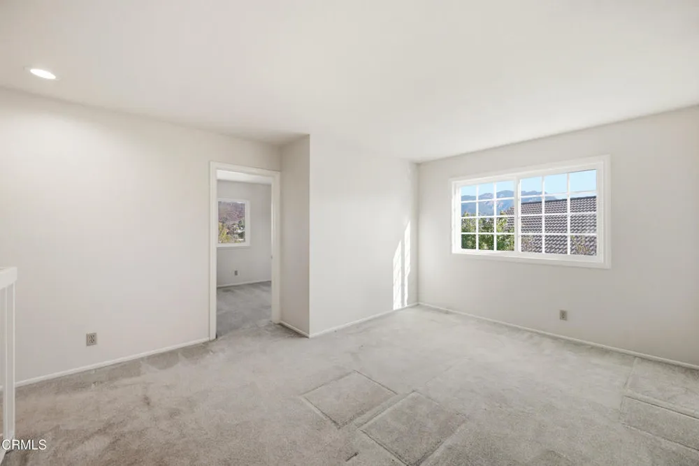 408 Blackhawk Drive Thousand Oaks, CA 91320