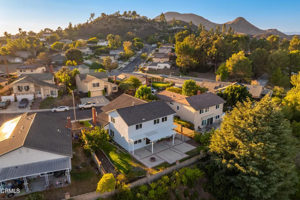 408 Blackhawk Drive Thousand Oaks, CA 91320