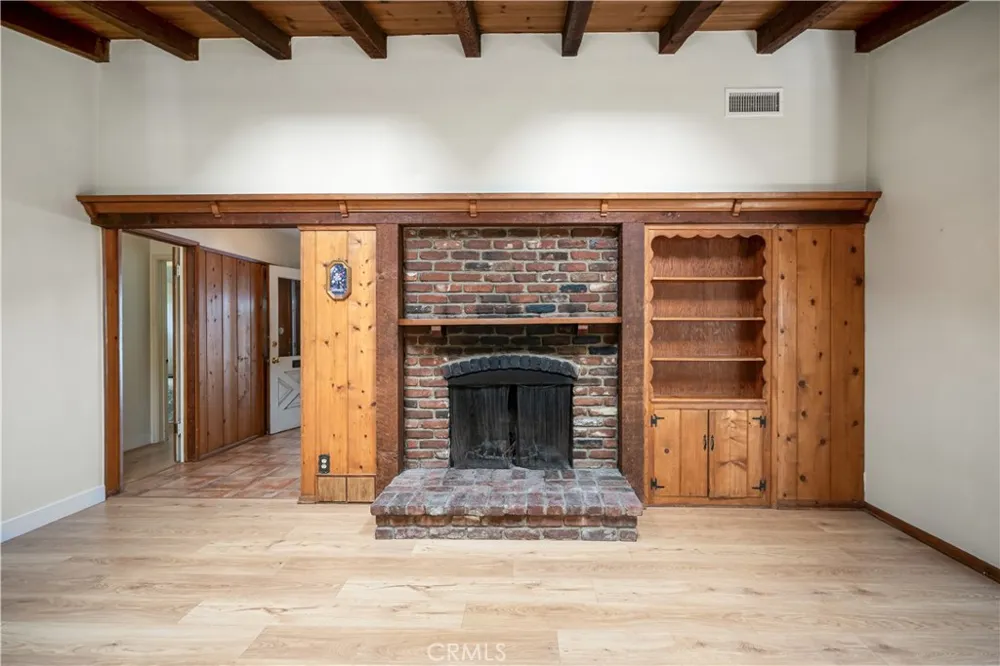 6947 Murietta Avenue Van Nuys, CA 91405