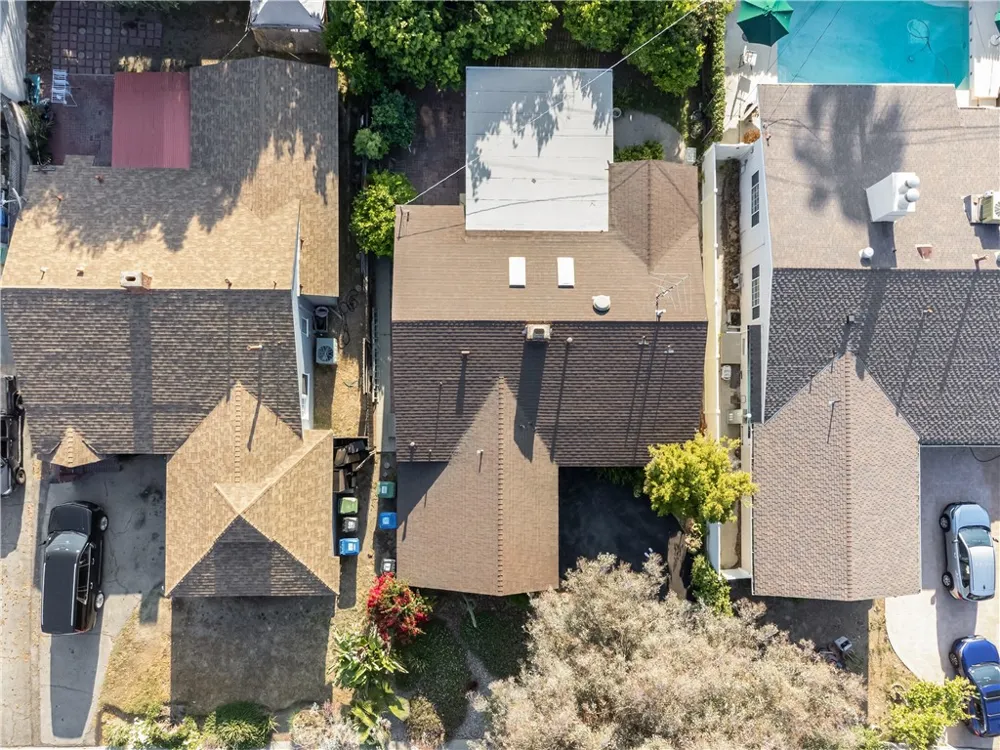 6947 Murietta Avenue Van Nuys, CA 91405