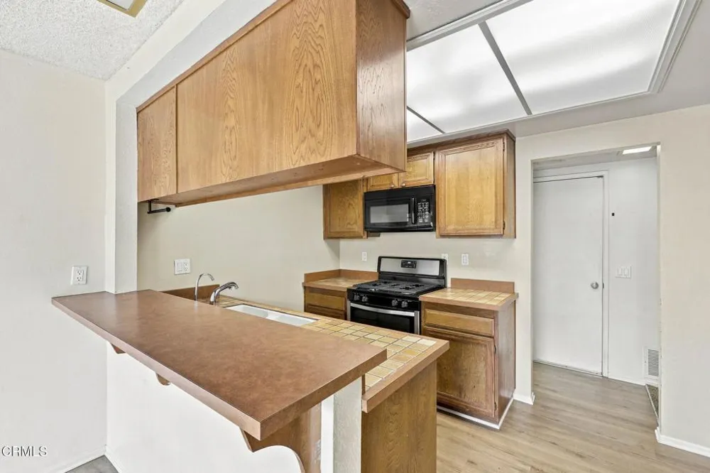 505 Taxco Court Camarillo, CA 93010