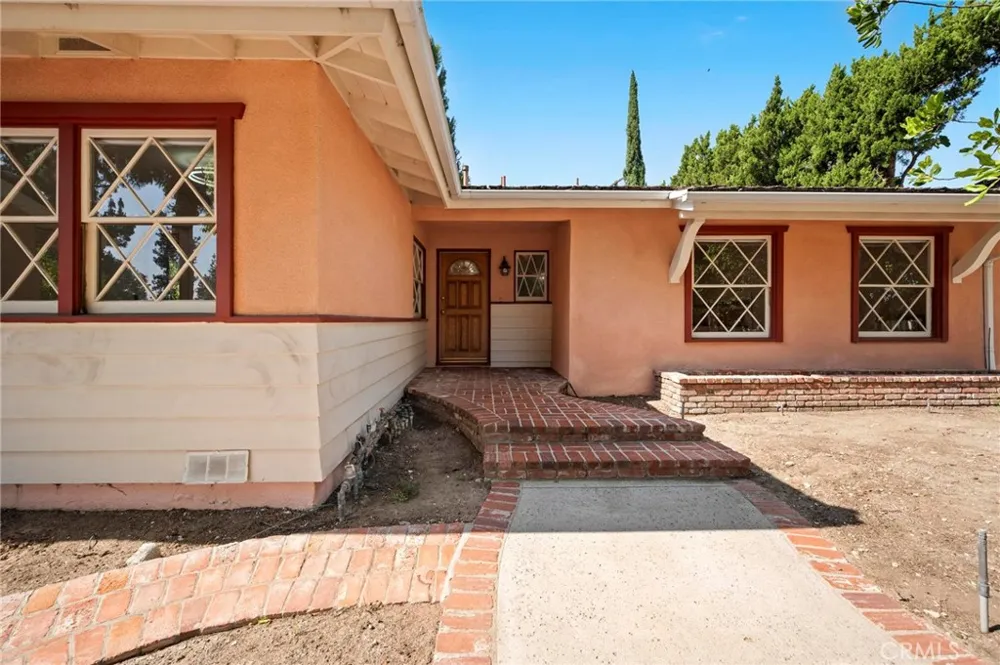 18543 Chatsworth Porter Ranch, CA 91326