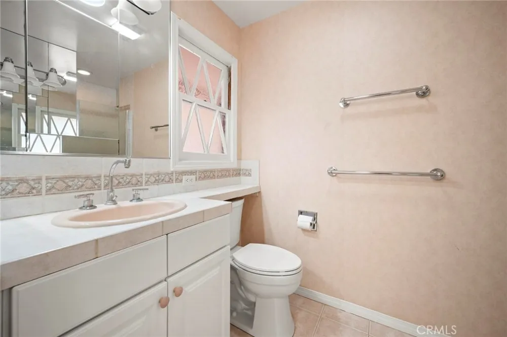 18543 Chatsworth Porter Ranch, CA 91326