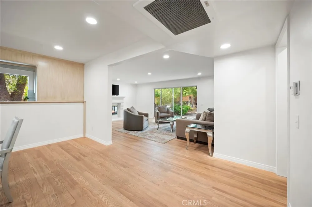 18543 Chatsworth Porter Ranch, CA 91326