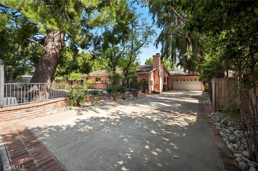 18543 Chatsworth Porter Ranch, CA 91326