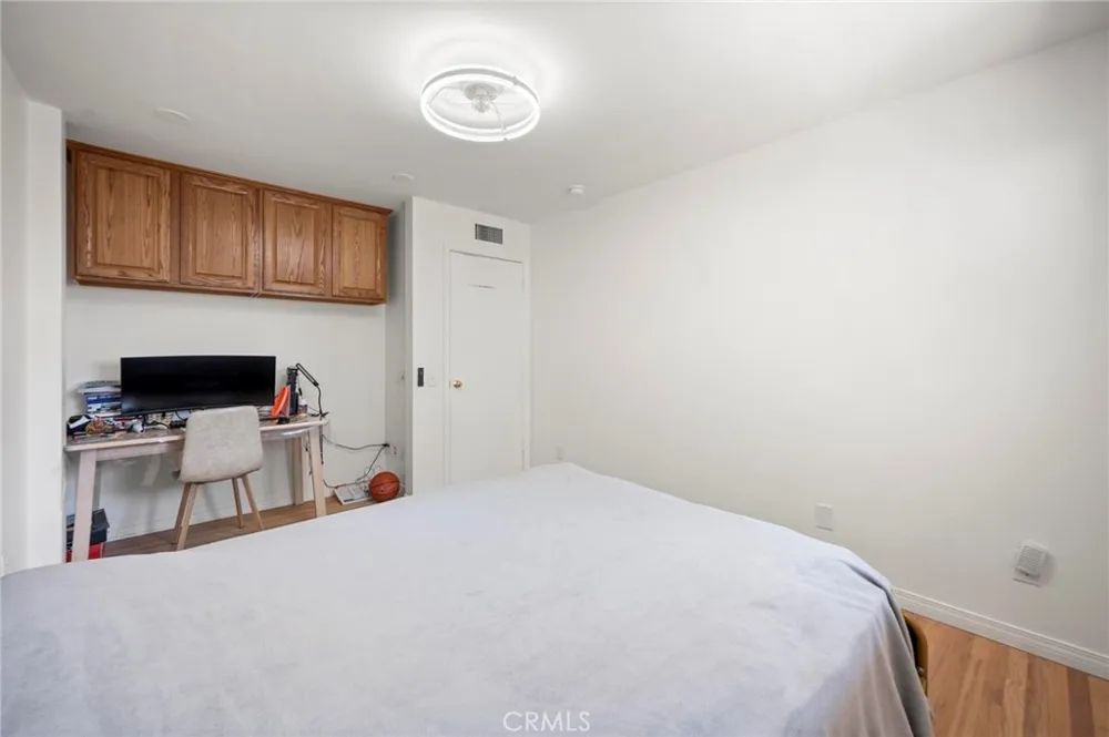 18543 Chatsworth Porter Ranch, CA 91326