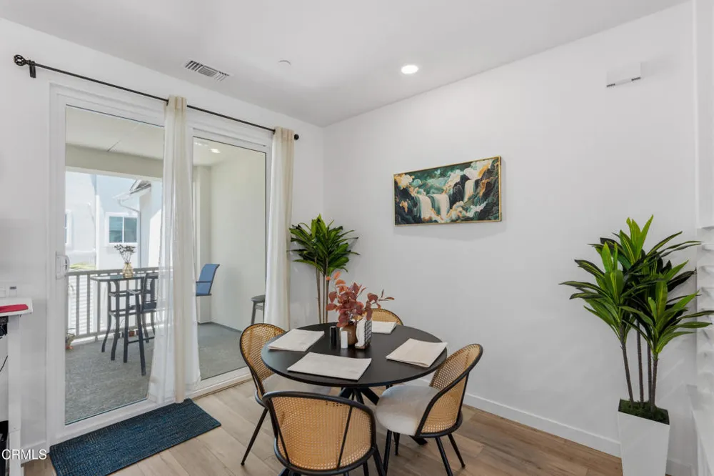 2364 Haley Point Drive #102 Ventura, CA 93003