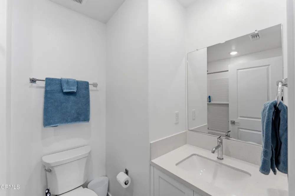 2364 Haley Point Drive #102 Ventura, CA 93003