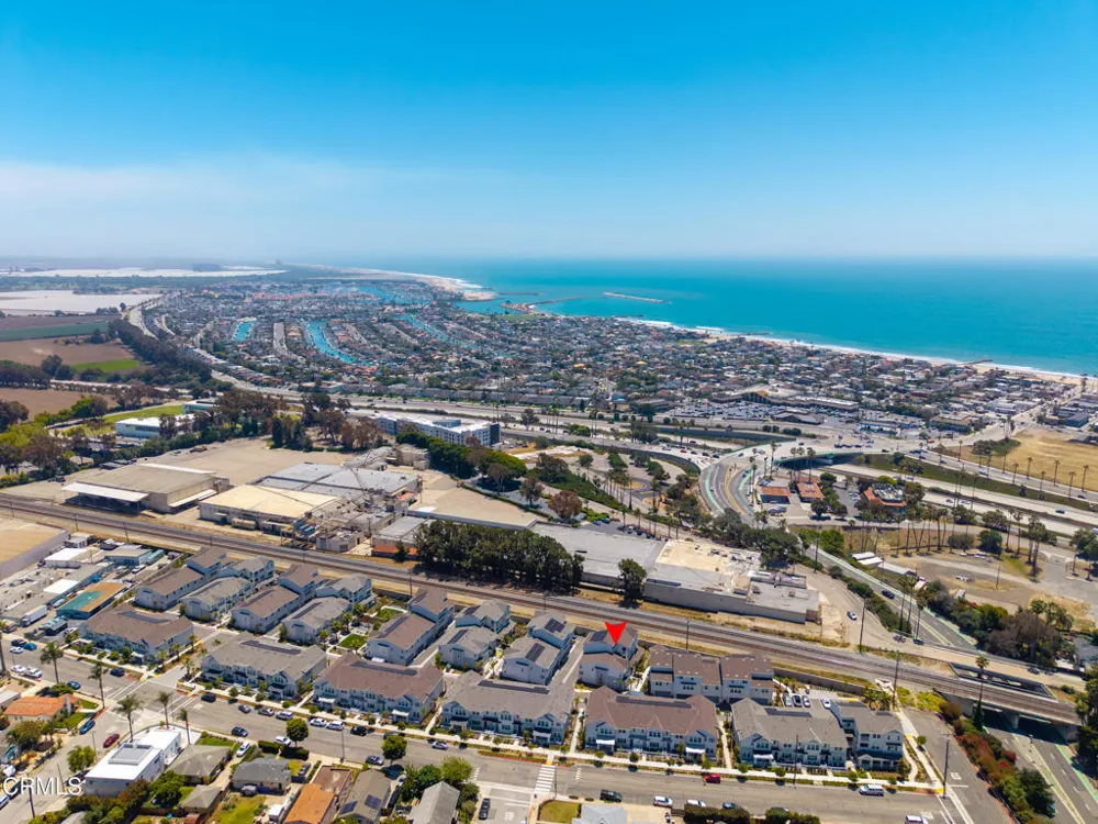 2364 Haley Point Drive #102 Ventura, CA 93003