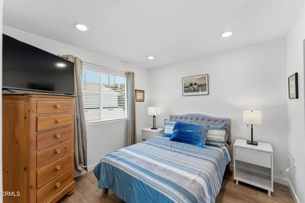 2364 Haley Point Drive #102 Ventura, CA 93003