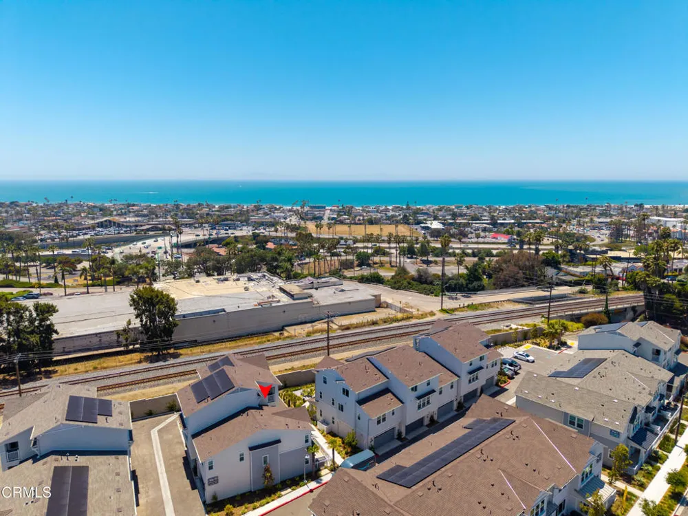 2364 Haley Point Drive #102 Ventura, CA 93003