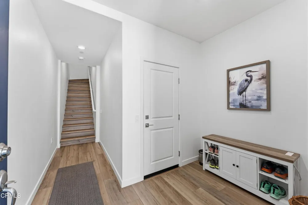 2364 Haley Point Drive #102 Ventura, CA 93003