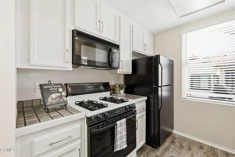 2226 Martinique Lane Oxnard, CA 93035