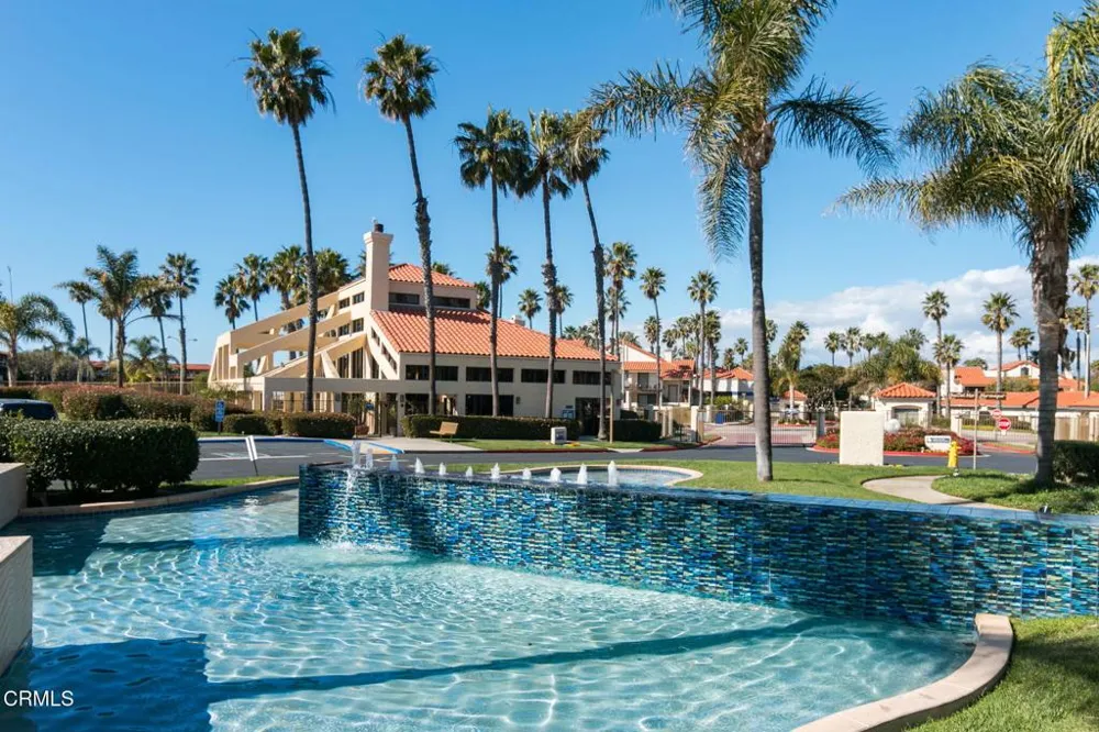 2226 Martinique Lane Oxnard, CA 93035