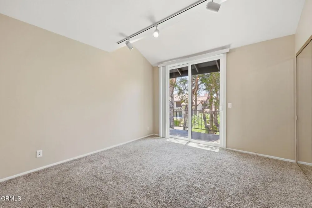 2226 Martinique Lane Oxnard, CA 93035