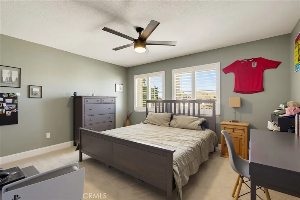 22312 Delia Court Calabasas, CA 91302