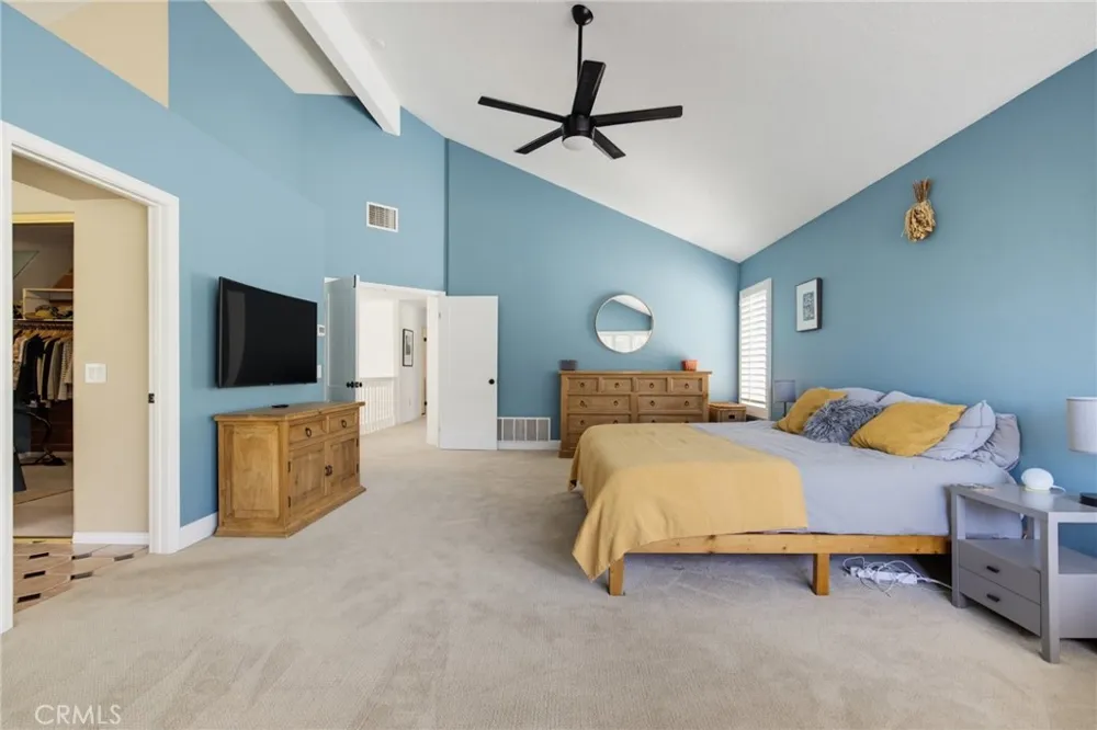 22312 Delia Court Calabasas, CA 91302