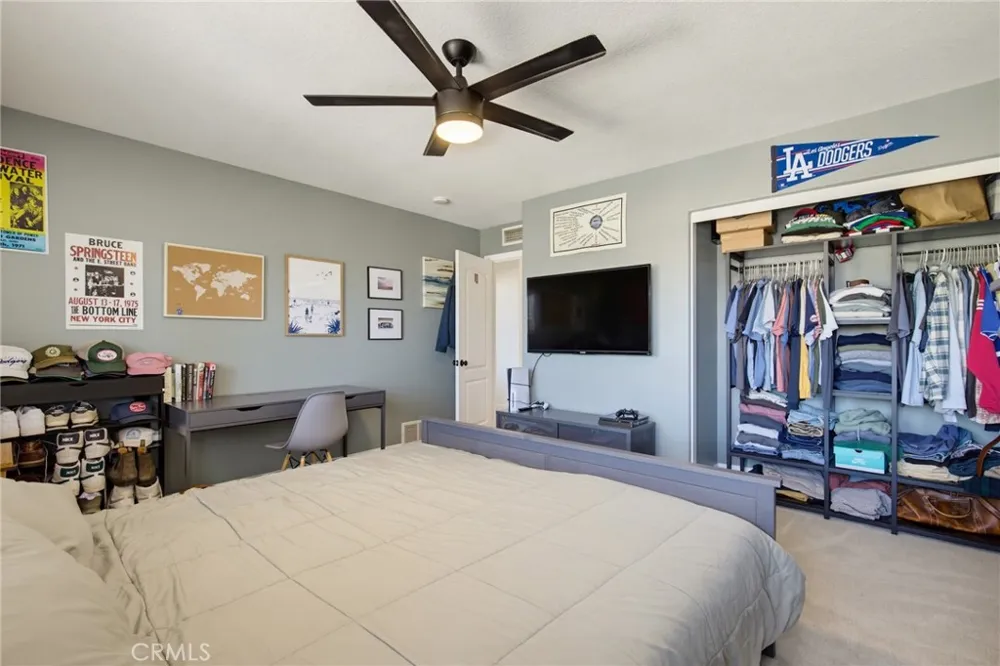 22312 Delia Court Calabasas, CA 91302