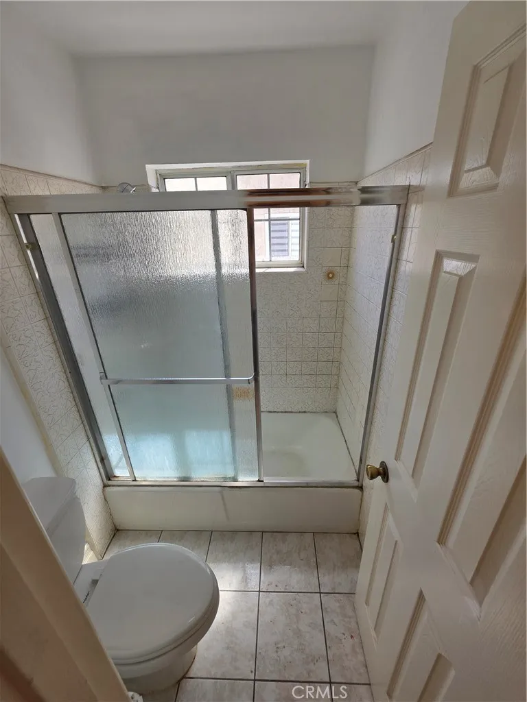 1035 Western #4 Glendale, CA 91201
