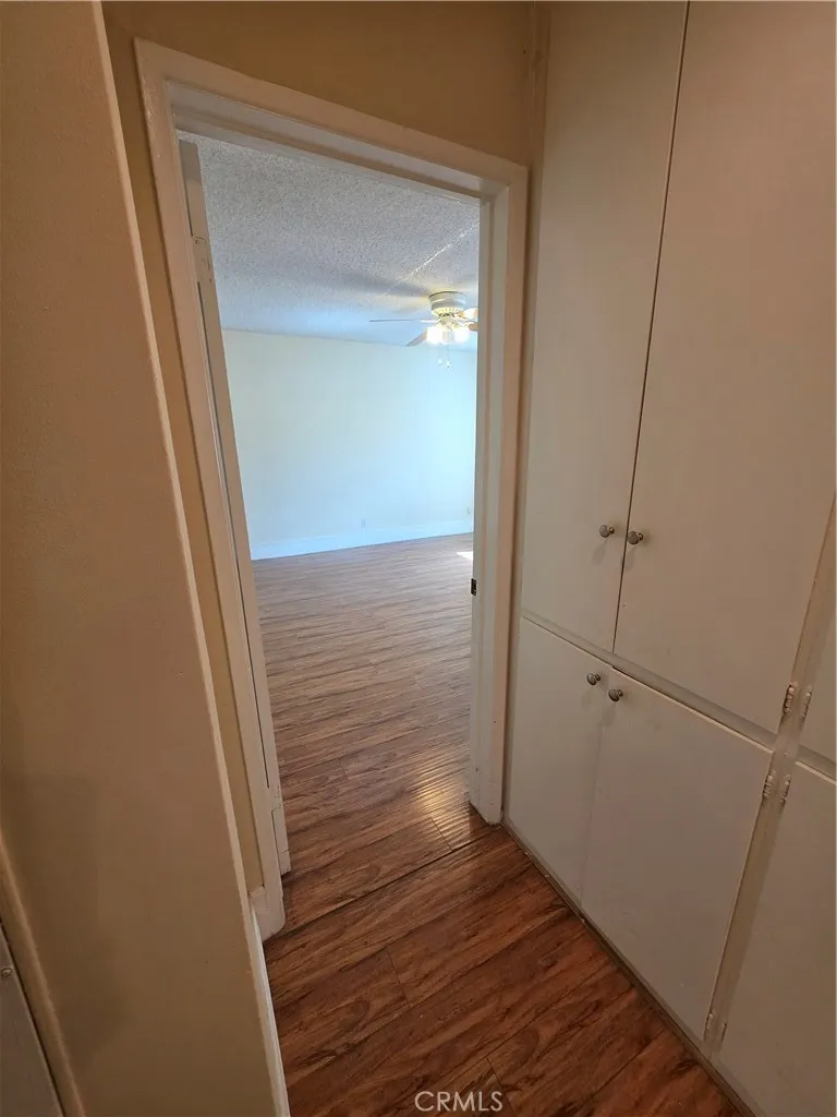 1035 Western #4 Glendale, CA 91201