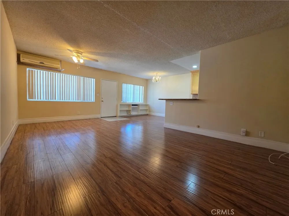 1035 Western #4 Glendale, CA 91201
