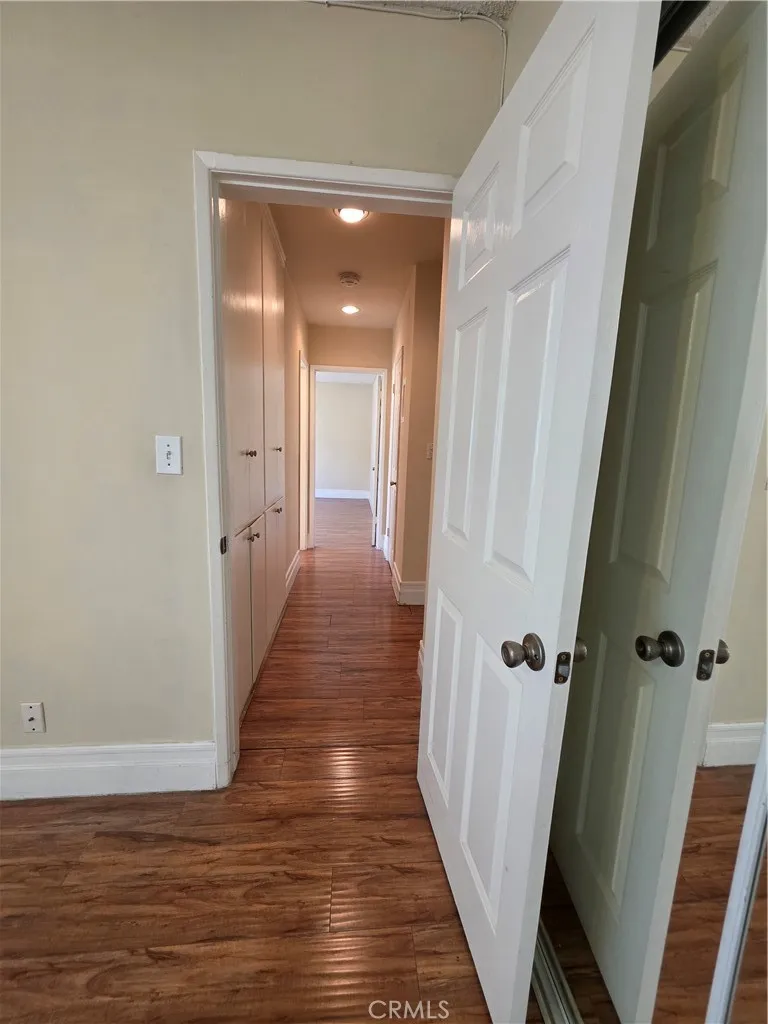 1035 Western #4 Glendale, CA 91201